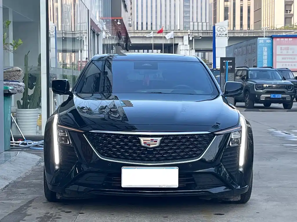 Cadillac CT5 — миниатюра 2