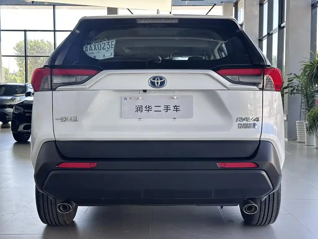 Toyota RAV4 Prime — миниатюра 4