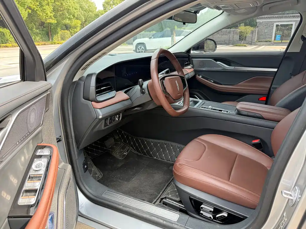 Lincoln Z — миниатюра 11