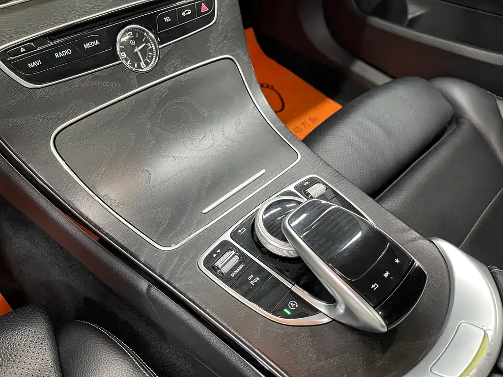 Mercedes-Benz C-Class — миниатюра 18