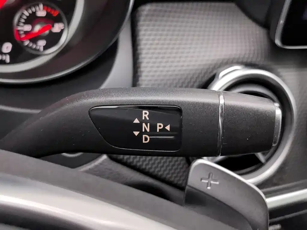 Mercedes-Benz GLA — миниатюра 13