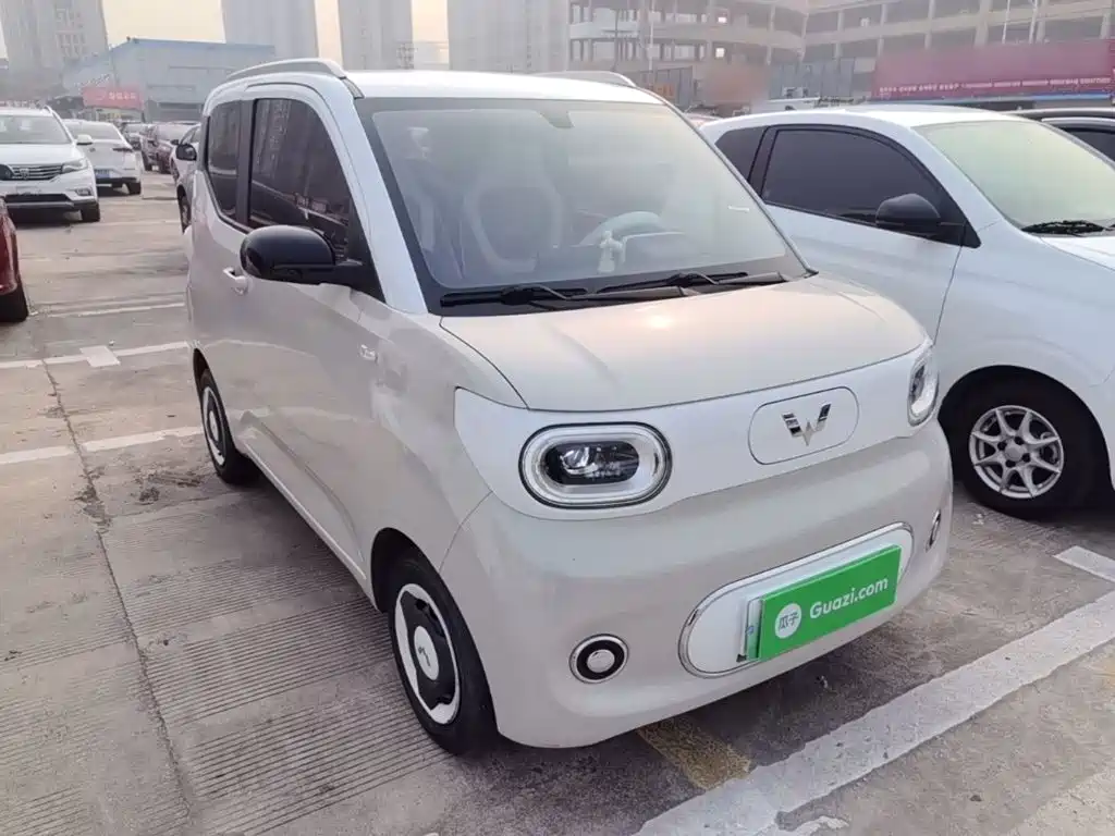 Wuling MINIEV — миниатюра 4
