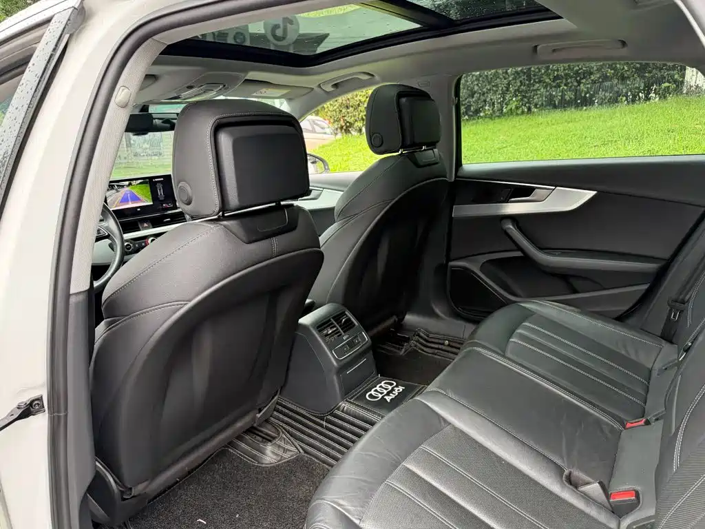Audi A4L — миниатюра 11