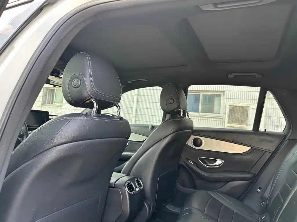 Mercedes-Benz GLC — миниатюра 9