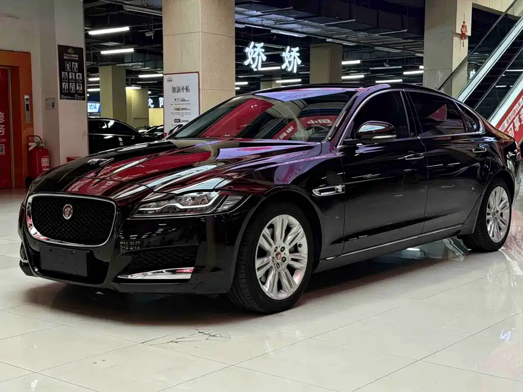 Jaguar XFL 2018