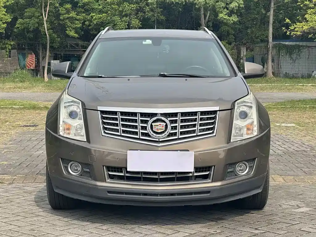 Cadillac SRX — миниатюра 2