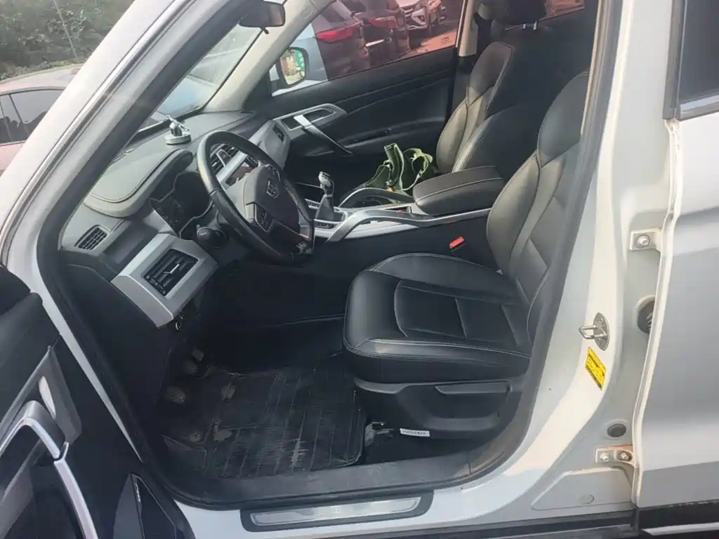 Geely Boyue — миниатюра 15