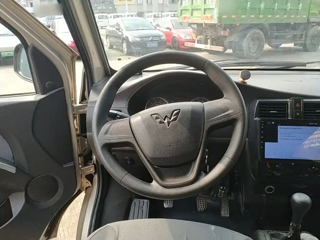 Wuling Rongguang — миниатюра 11