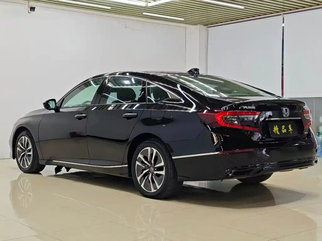 Honda Accord — миниатюра 4