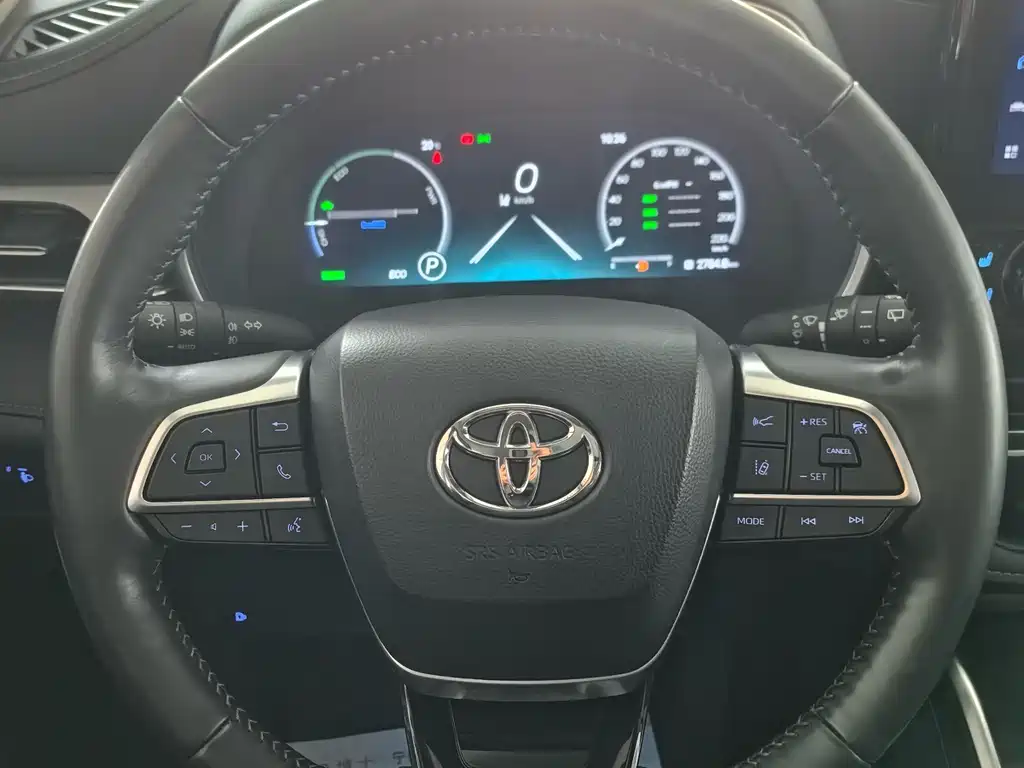 Toyota Highlander — миниатюра 8