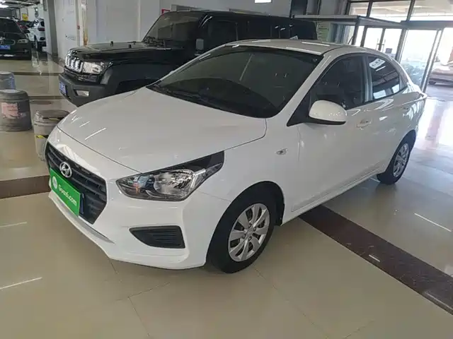 2019 Hyundai Verna