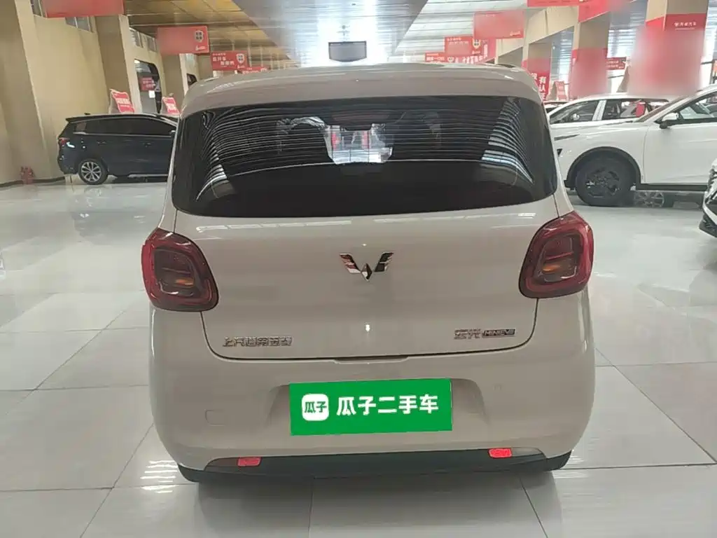 Wuling MINIEV — миниатюра 6