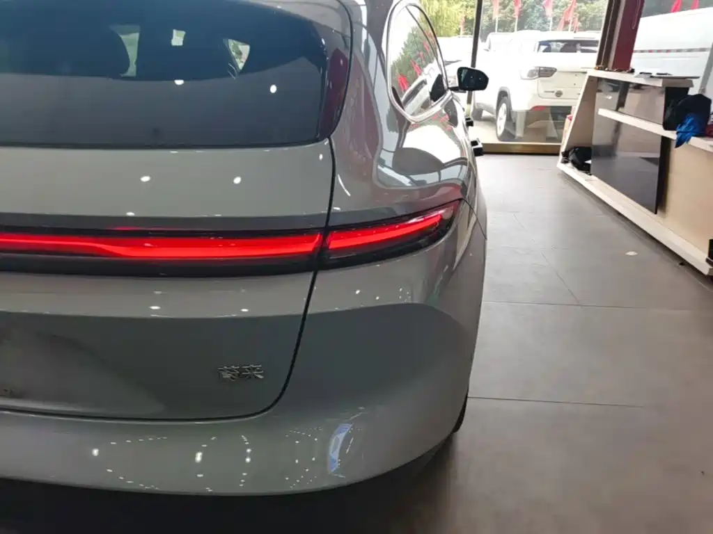 NIO ET5T — миниатюра 8