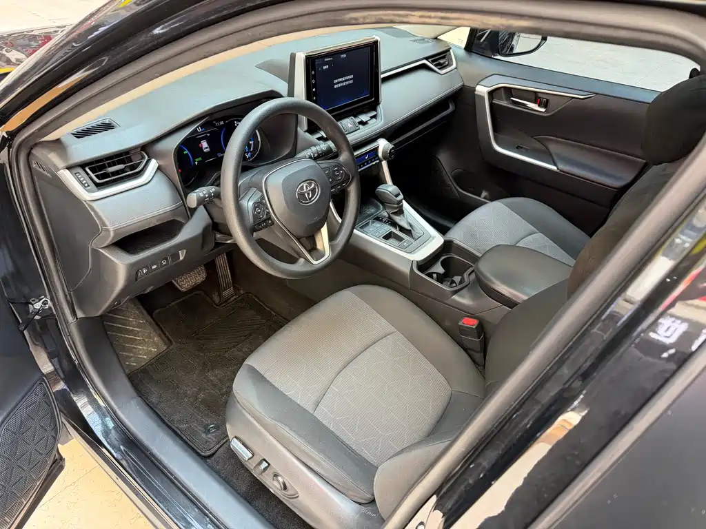 TOYOTA RAV4 RONGFANG