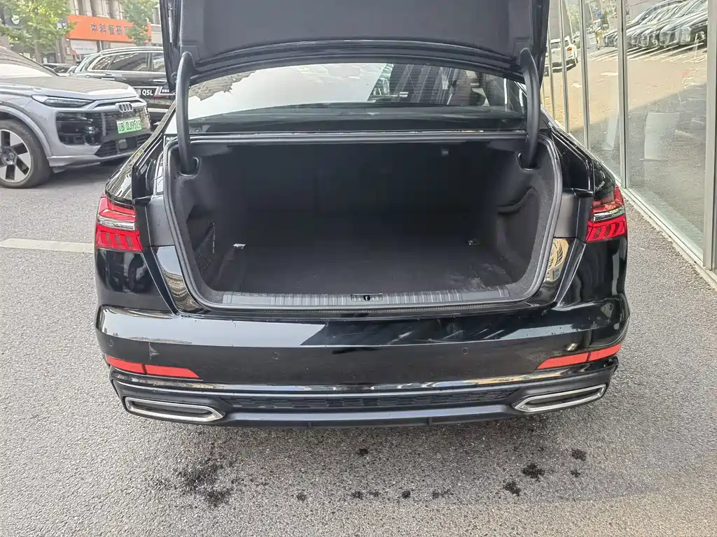 Audi A6L — миниатюра 7