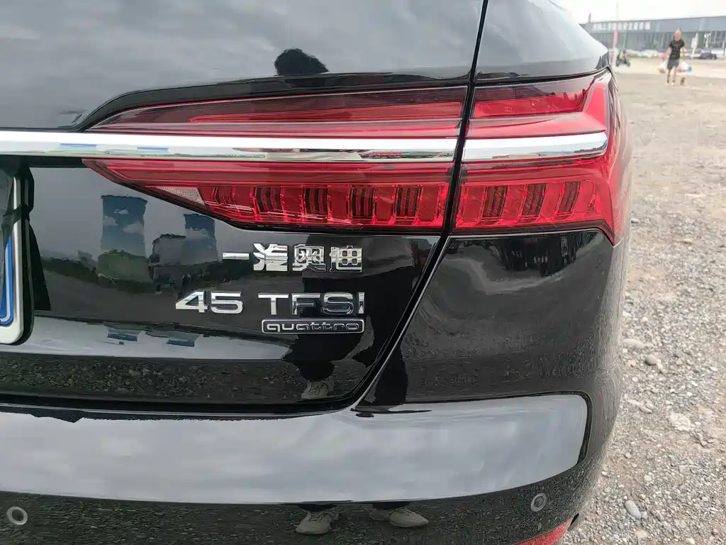 Audi A6L — миниатюра 7