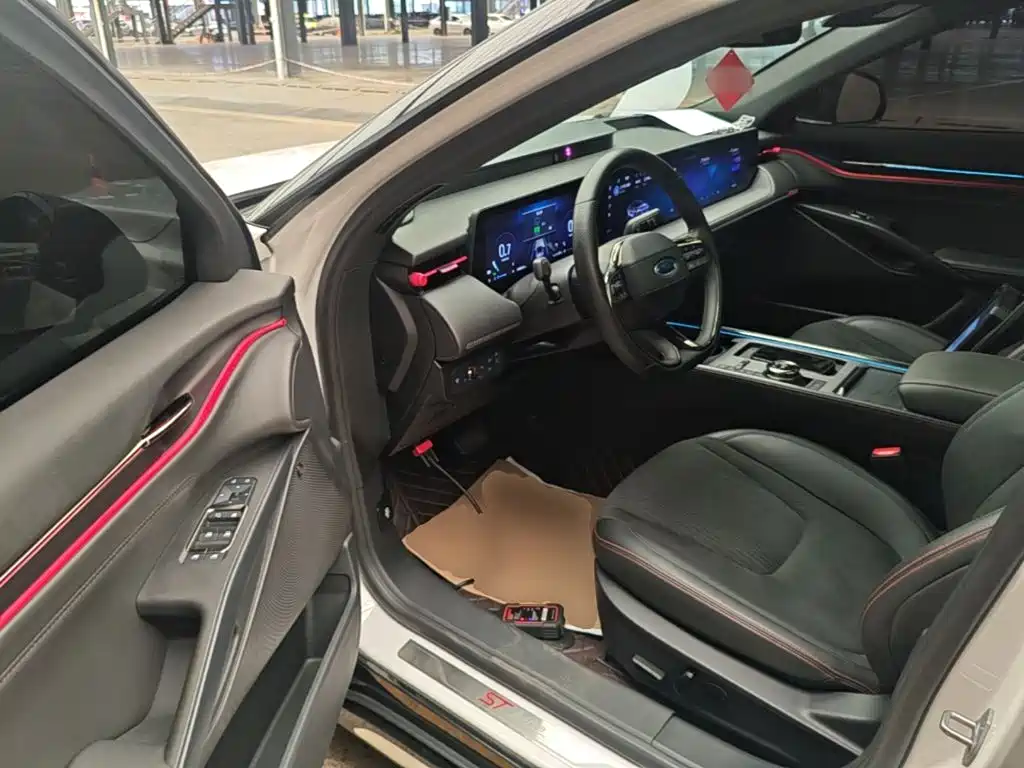 Ford Evos — миниатюра 16
