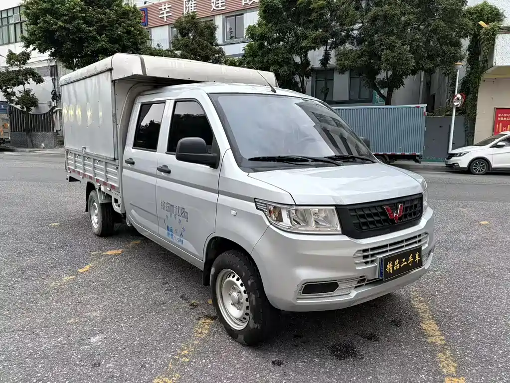 Wuling Rongguang 2023 1.5L Long Wheelbase LAR