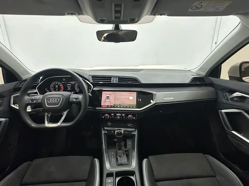 Audi Q3 — миниатюра 10