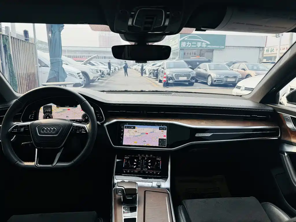 Audi A6L 2023 55 TFSI quattro Premium