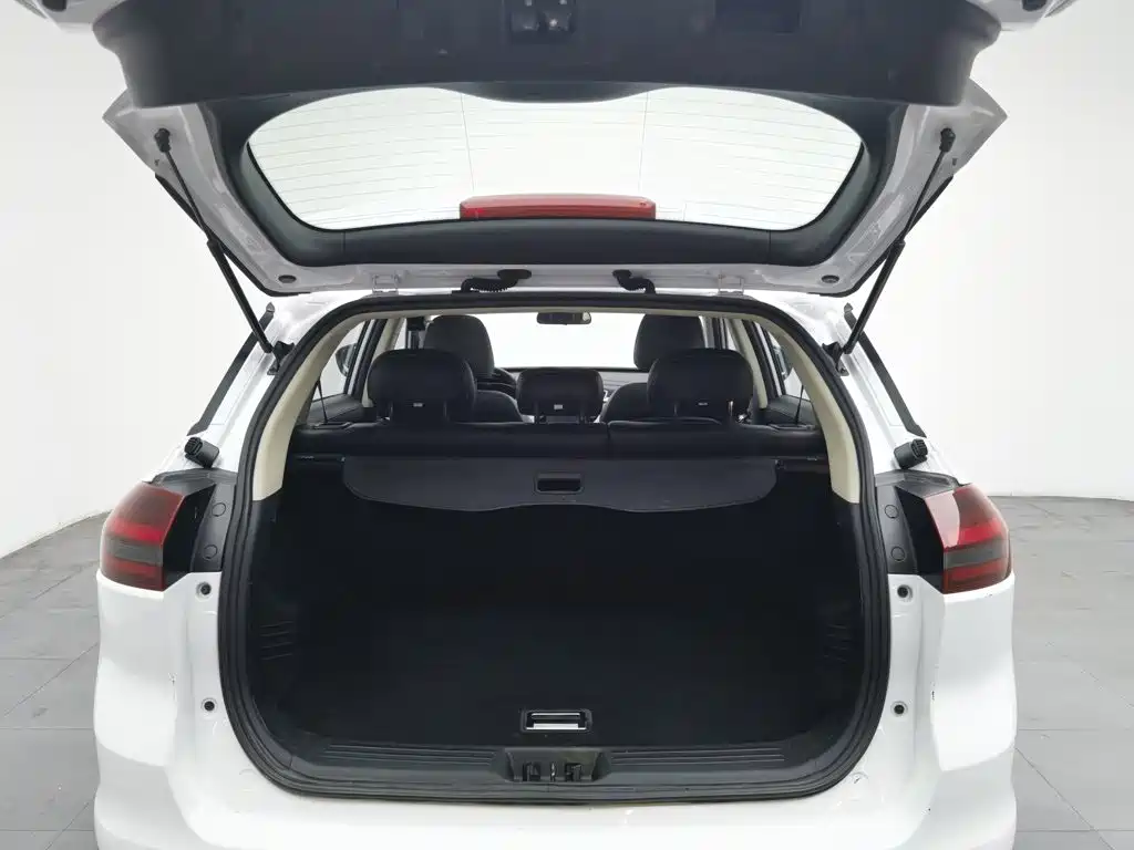 Geely Boyue — миниатюра 16