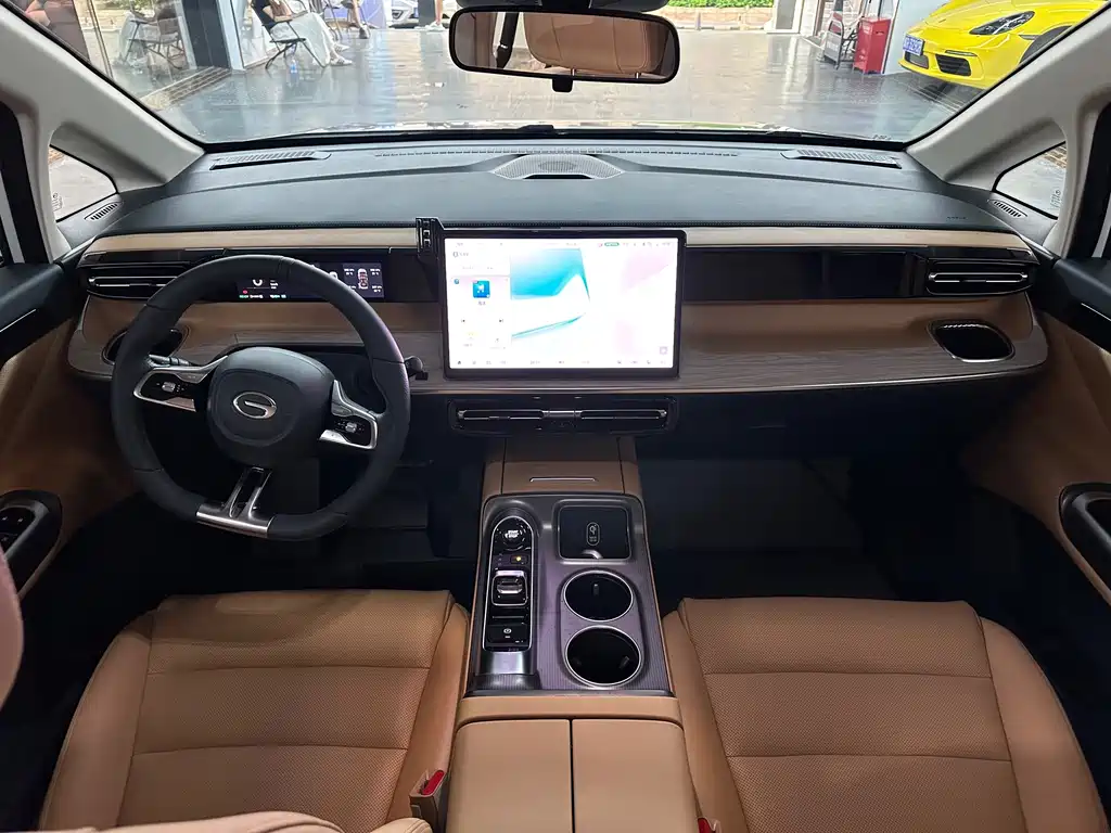 GAC Motor Trumpchi E8 — миниатюра 11