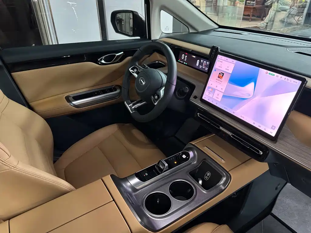 GAC Motor Trumpchi E8 — миниатюра 13