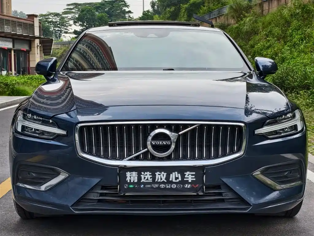 VOLVO S60