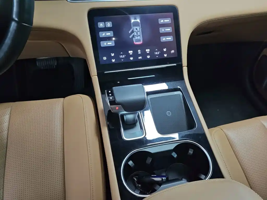 Li Auto Li ONE — миниатюра 14