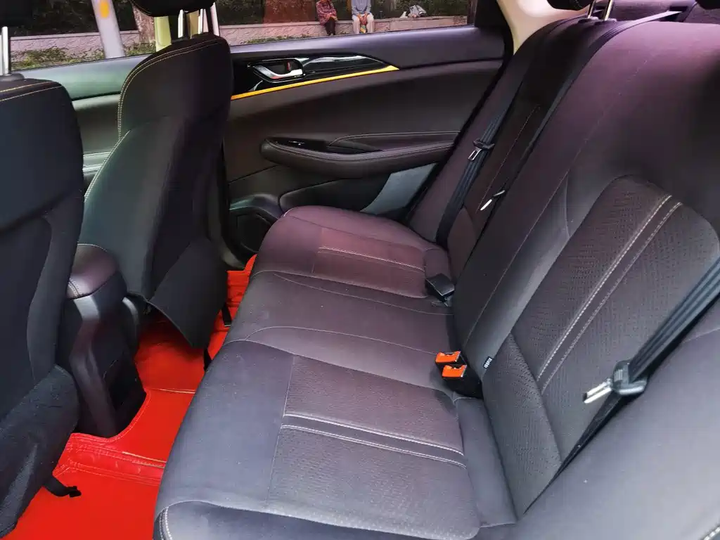 Changan Eado DT — миниатюра 10