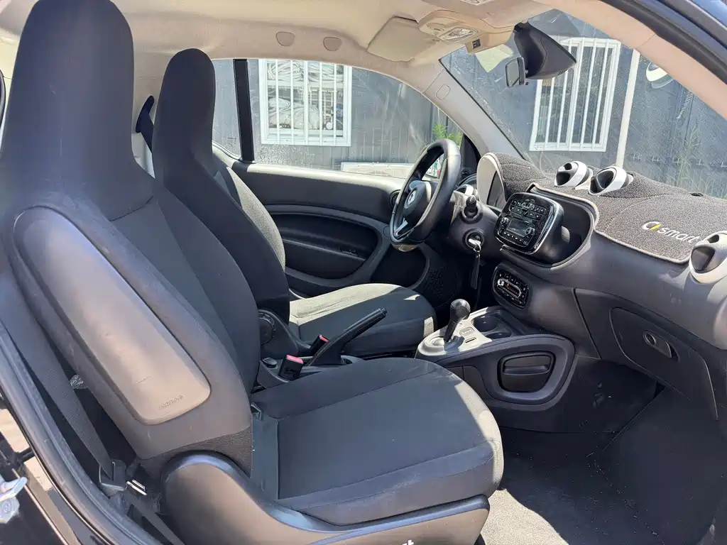 smart Smart Fortwo — миниатюра 9