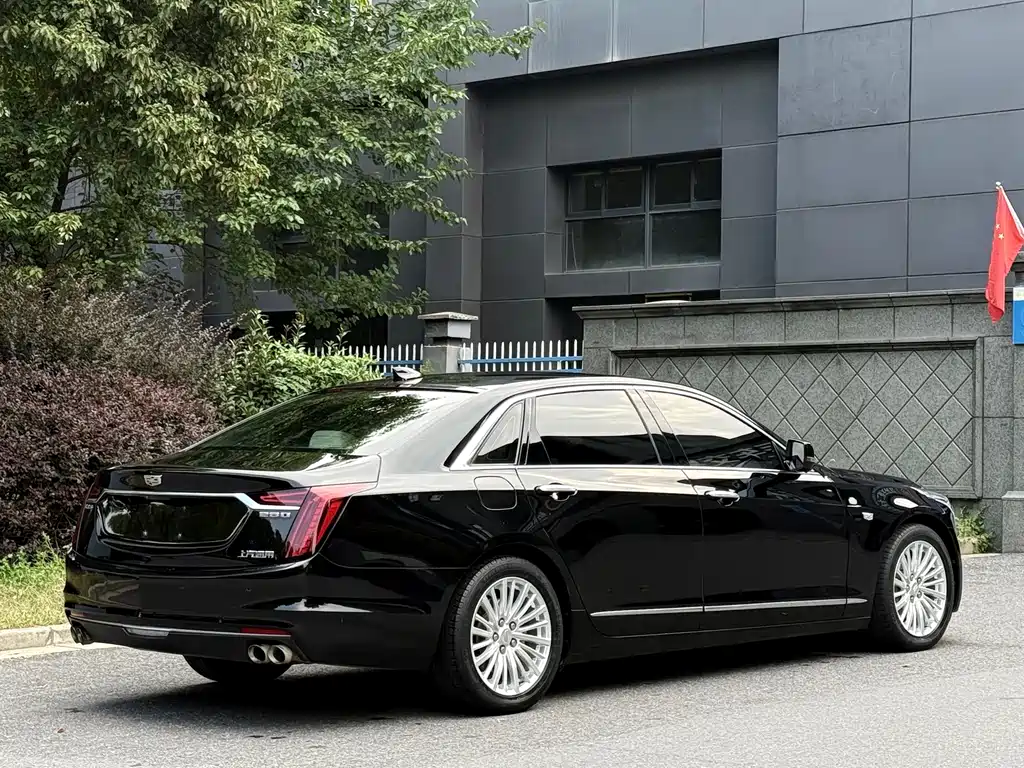 Cadillac CT6 — миниатюра 4