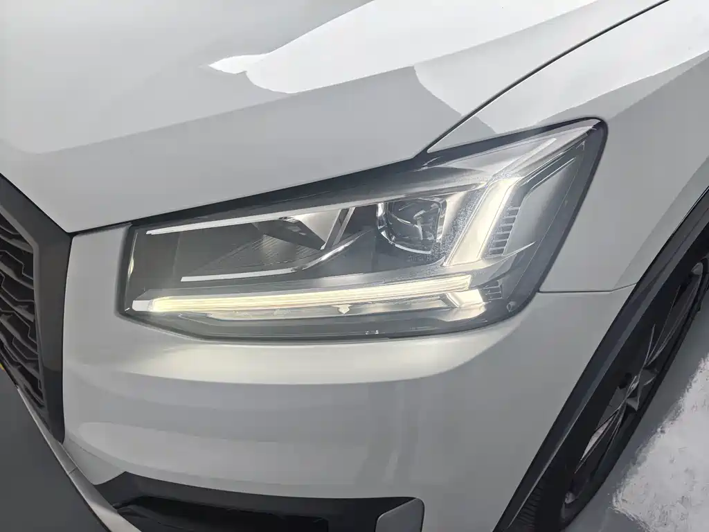 Audi Q2L — миниатюра 16