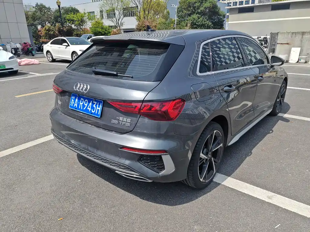 Audi A3 2023 Sportback 35 TFSI Fashion Sport