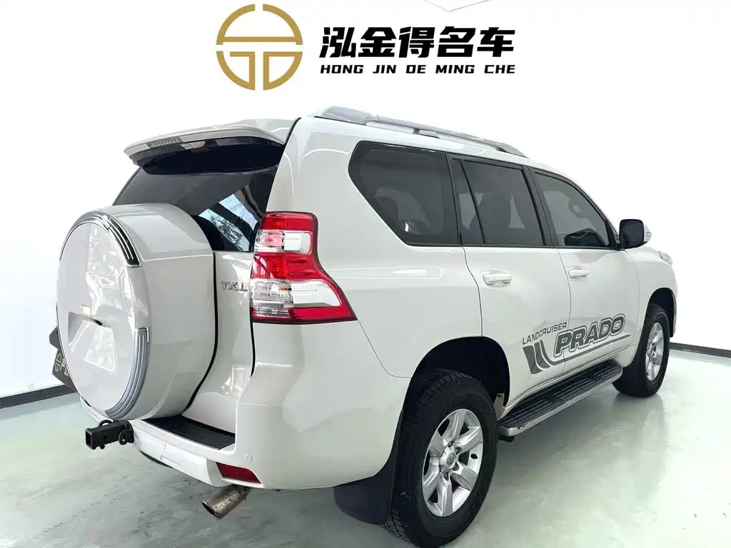 Toyota Land Cruiser Prado 2016 2.7L AT Standard