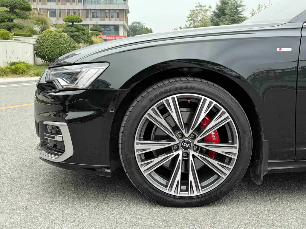 Audi A6L — миниатюра 11