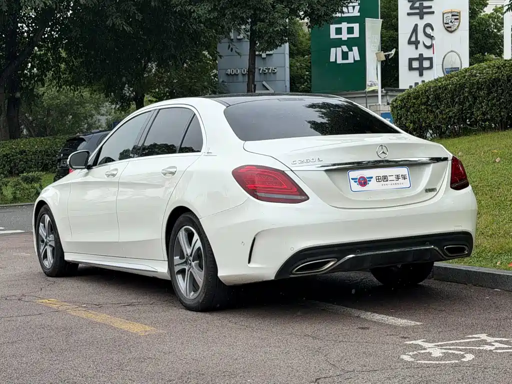Mercedes-Benz C-Class — миниатюра 4