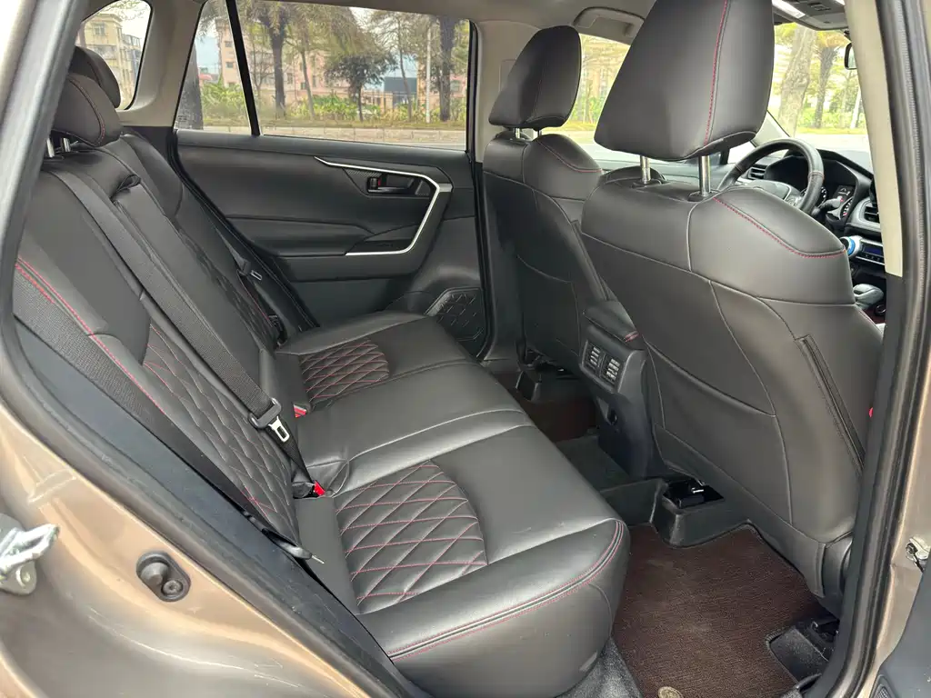 TOYOTA RAV4 RONGFANG