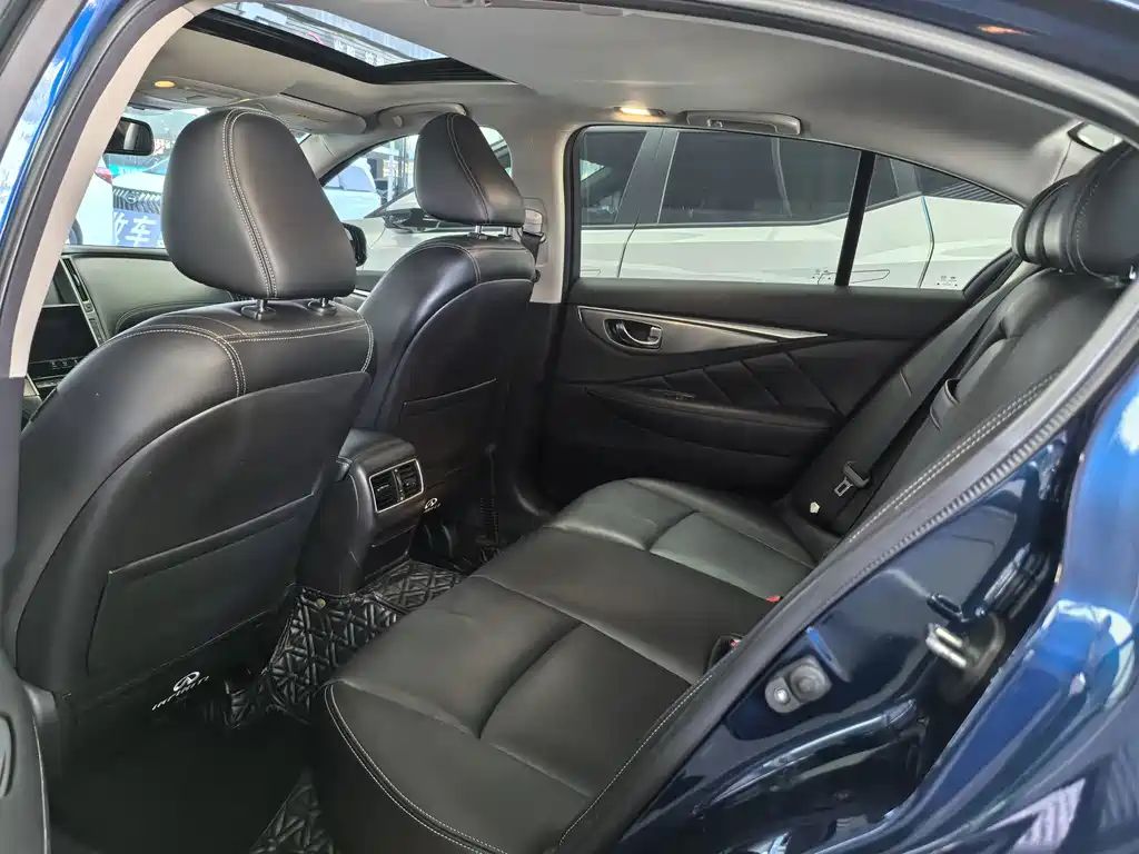 Infiniti Q50L — миниатюра 9