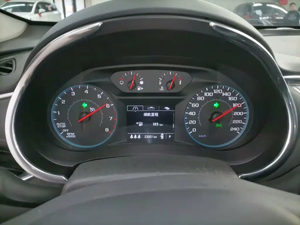Chevrolet Malibu XL — миниатюра 12