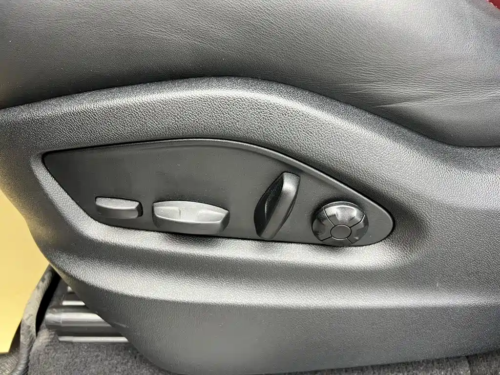 Porsche Cayenne — миниатюра 36