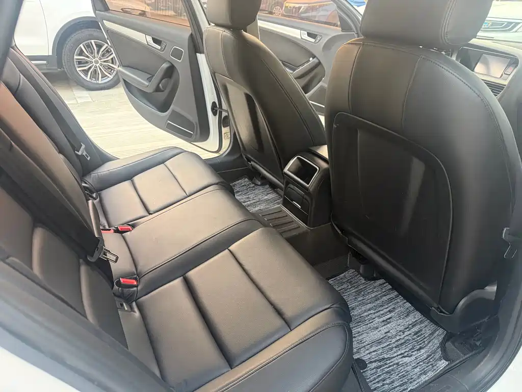 Audi A4L — миниатюра 7