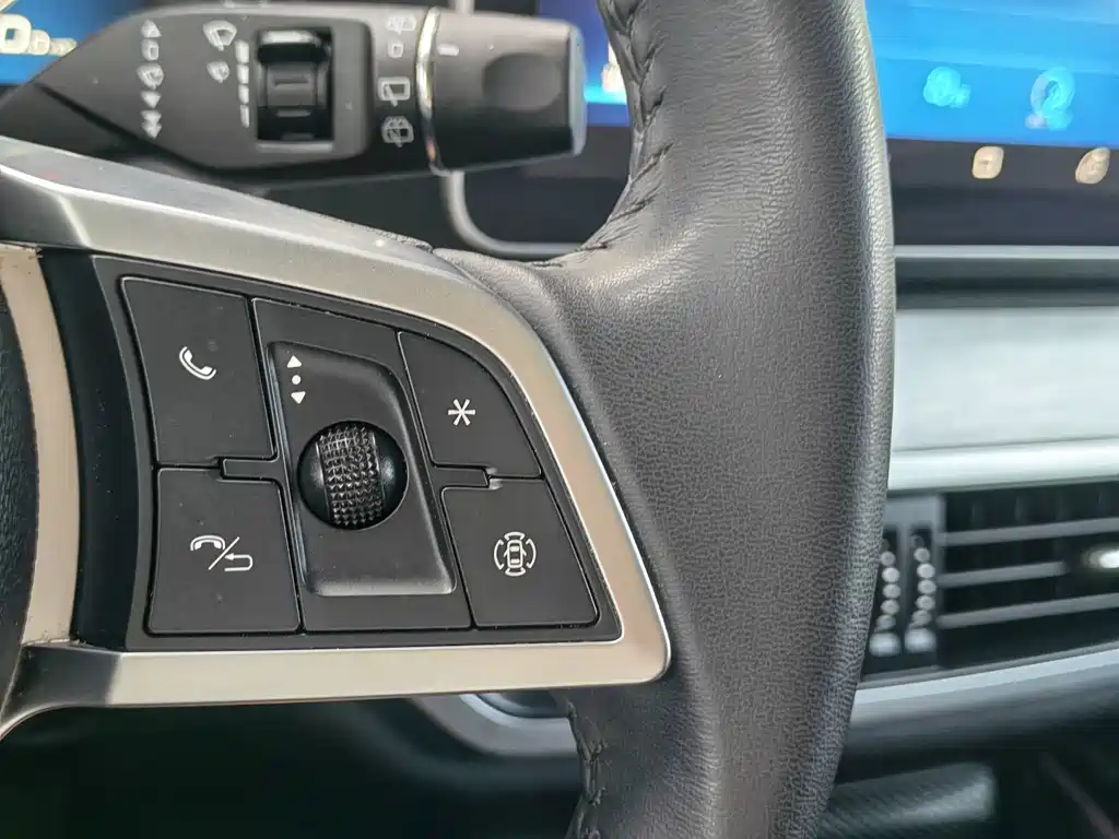BYD Tang New Energy — миниатюра 24