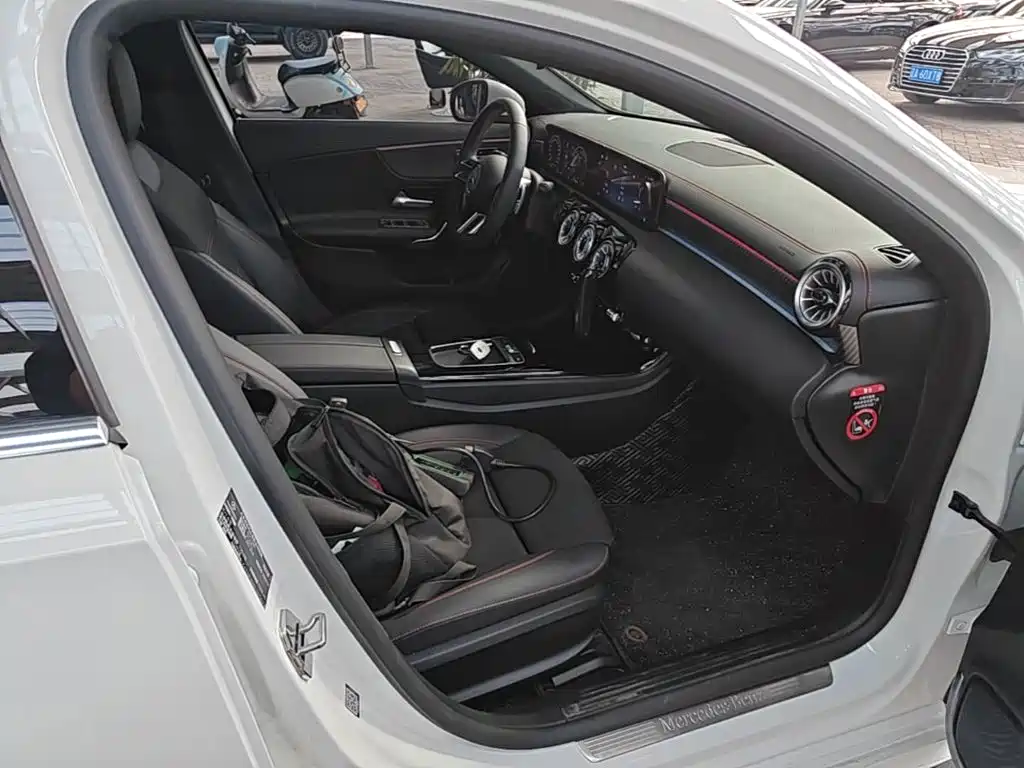Mercedes-Benz A-Class — миниатюра 25