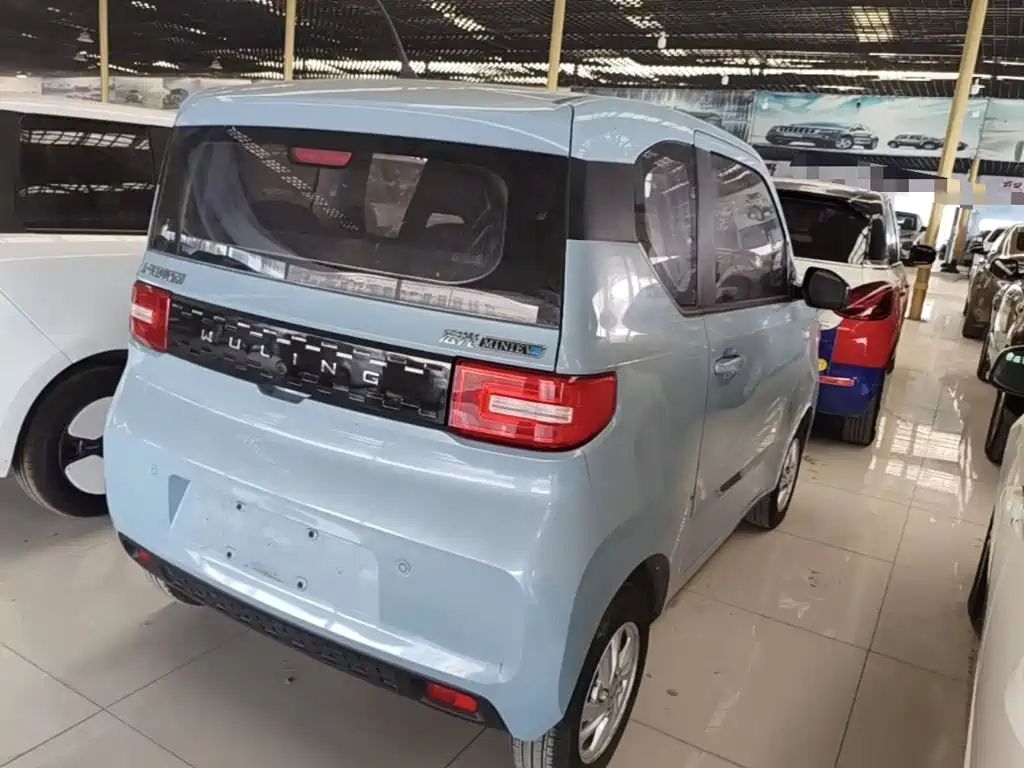 Wuling MINIEV — миниатюра 7