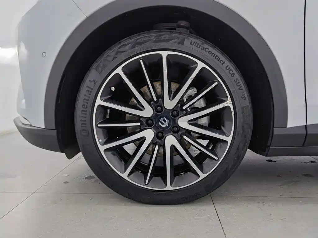 Leapmotor Leapmotor C11 — миниатюра 17