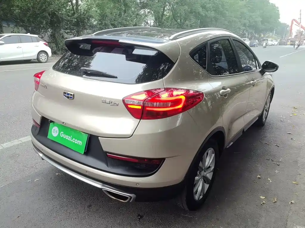 Geely Emgrand GS — миниатюра 7