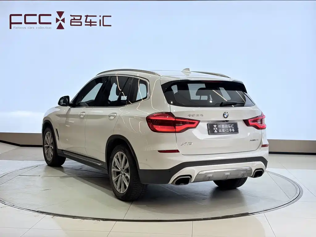 BMW X3 — миниатюра 7
