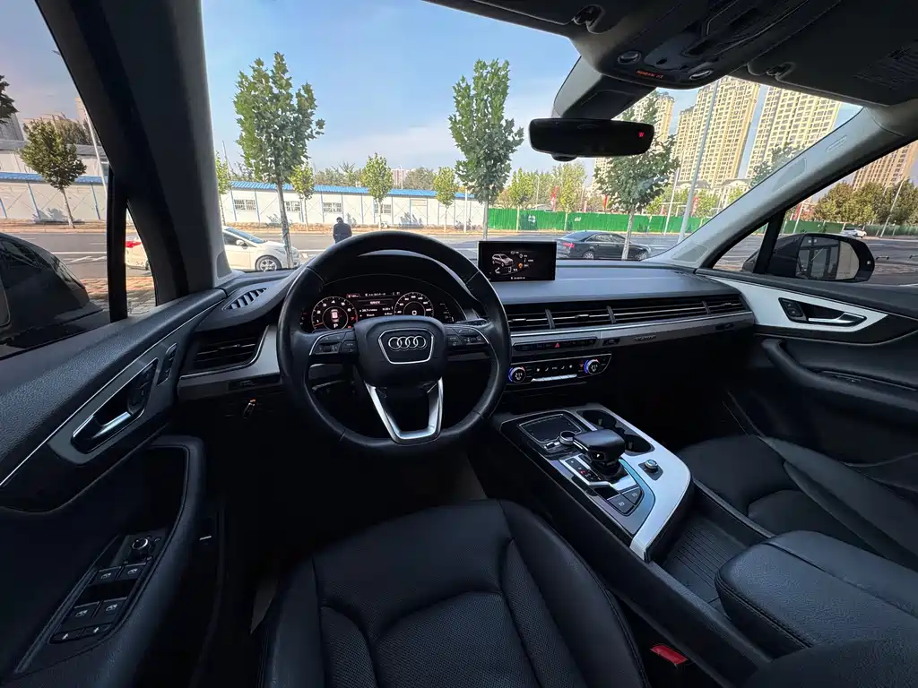 Audi Q7 — миниатюра 18