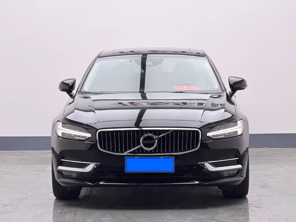 Volvo S90 — миниатюра 2